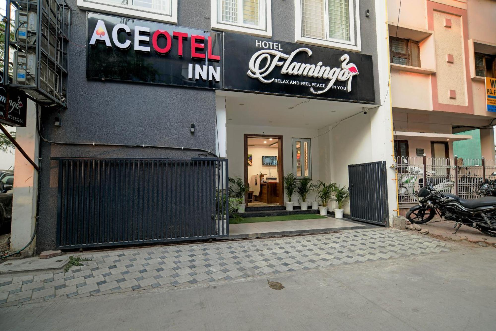 Aceotel Inn Flamingo Индор Екстериор снимка