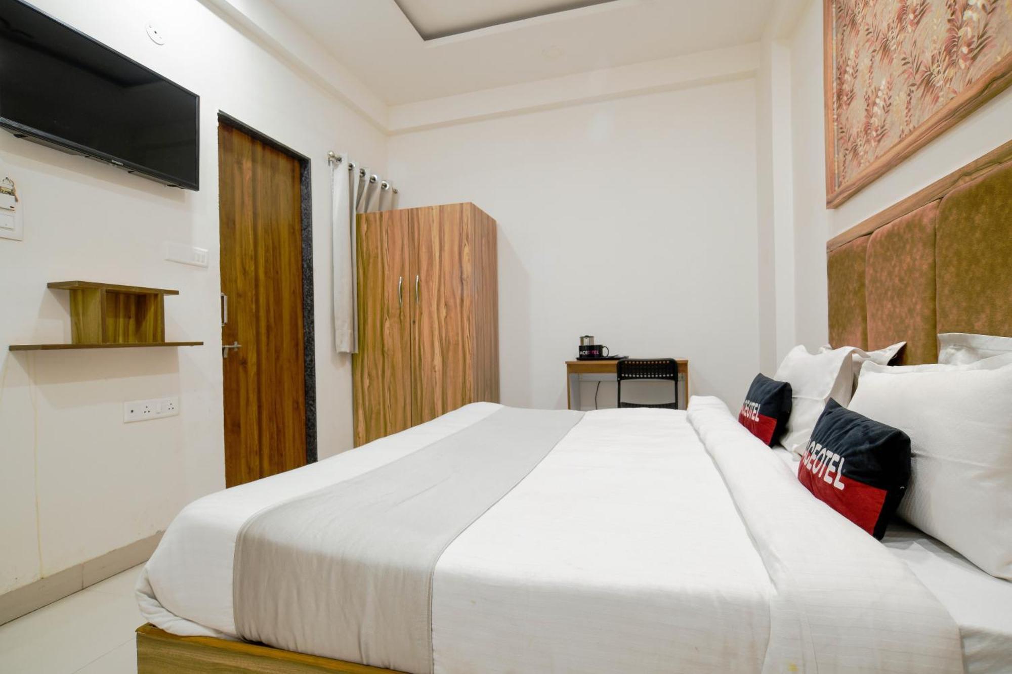 Aceotel Inn Flamingo Индор Екстериор снимка