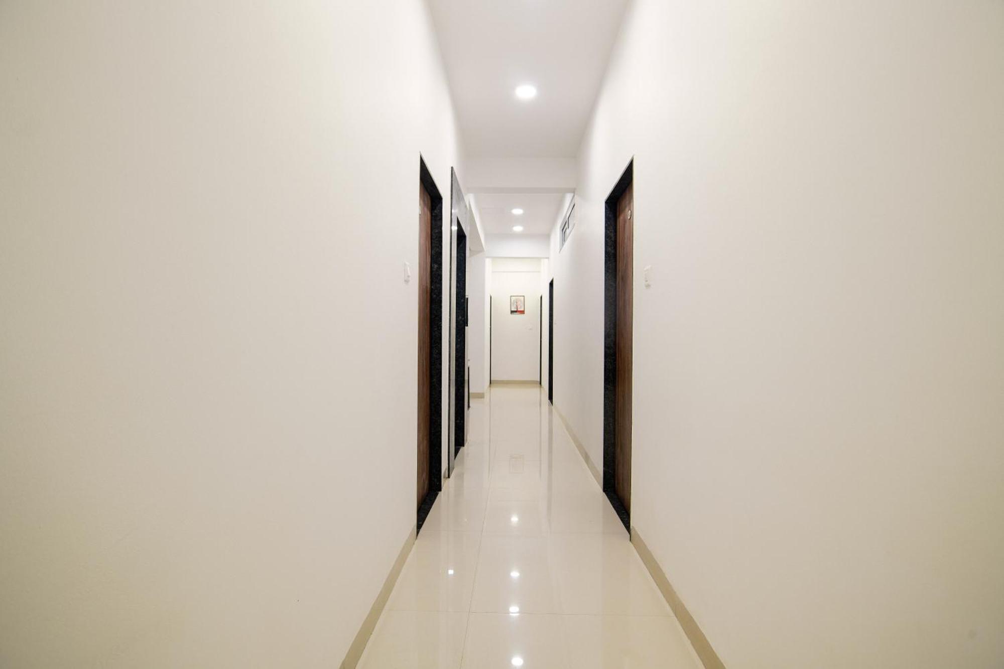 Aceotel Inn Flamingo Индор Екстериор снимка