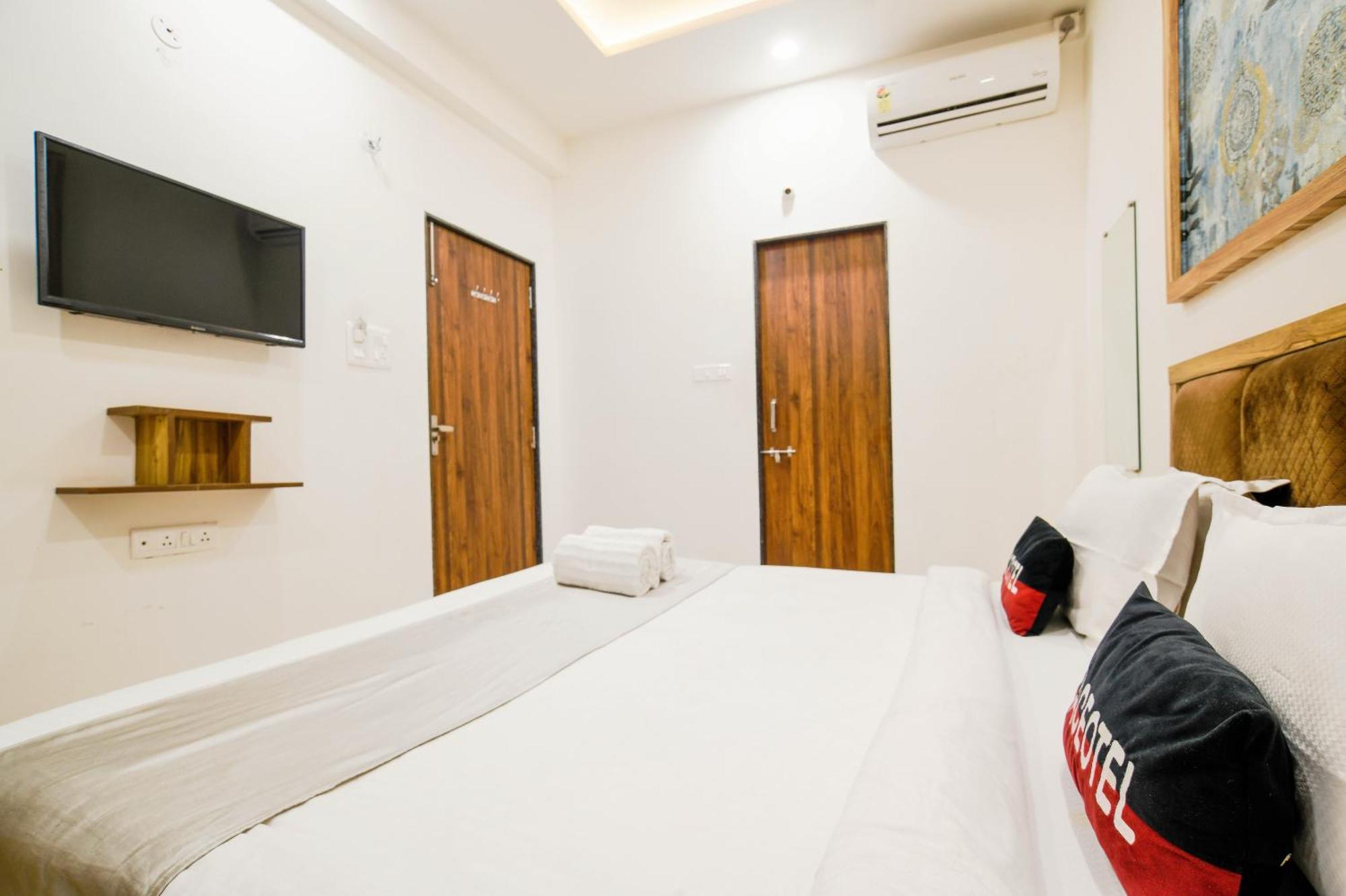 Aceotel Inn Flamingo Индор Екстериор снимка